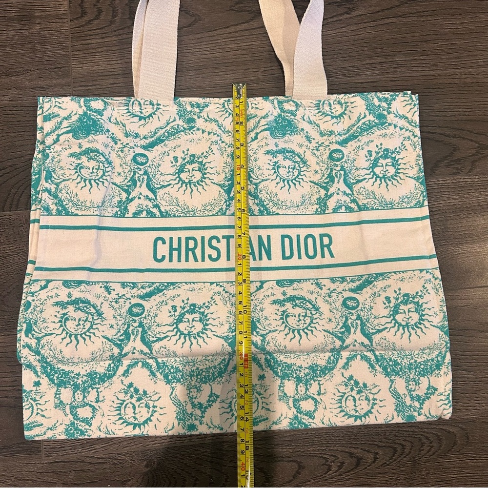Dior Cosmetics Tote Bag - Picture 8 of 10